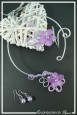 parure-de-bijoux-lili-couleur-argent-et-mauve-sur-fond-noir