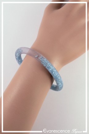 bracelet-en-resille-hagrid-couleur-gris-et-turquoise-porte