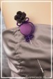 fibule-ou-broche-pimousse-couleur-violet-portee