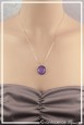 pendentif-cabochon-mandala-couleur-violet-et-blanc-porte