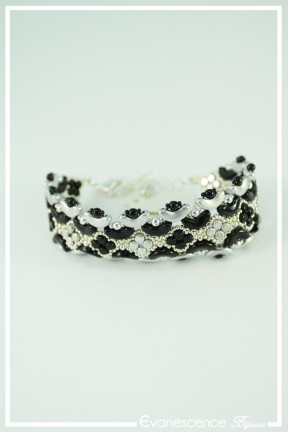 bracelet-en-perles-tissees-paloma-couleur-noir-et-argent