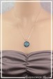 pendentif-cabochon-cachemire-couleur-bleu-et-turquoise-porte