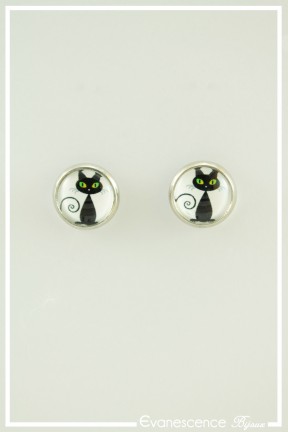 boucles-d-oreilles-puces-bebe-chat-couleur-blanc-et-noir