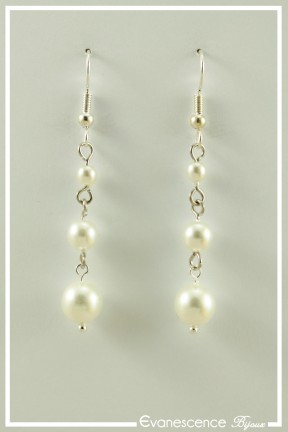 boucles-d-oreilles-lila-couleur-blanc