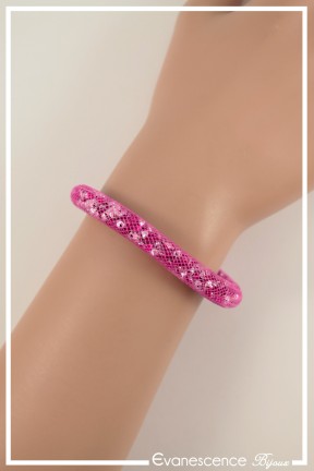bracelet-hagrid-couleur-fuchsia-porte