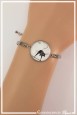 bracelet-chat-qui-fait-le-beau-couleur-blanc-et-noir-porte