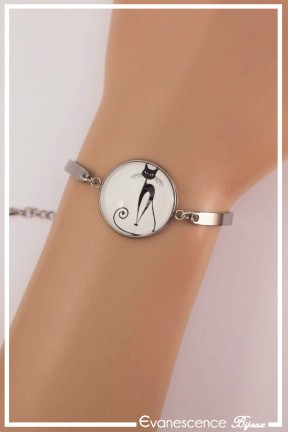 bracelet-chat-modele-5-couleur-blanc-et-noir-porte