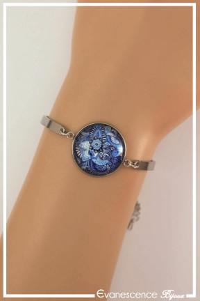 bracelet-motif-ocean-couleur-bleu-porte