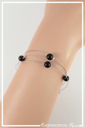 bracelet-en-fil-cable-dolly-couleur-noir-porte