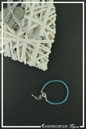 bracelet-suzette-couleur-turquoise-et-argent-sur-fond-noir