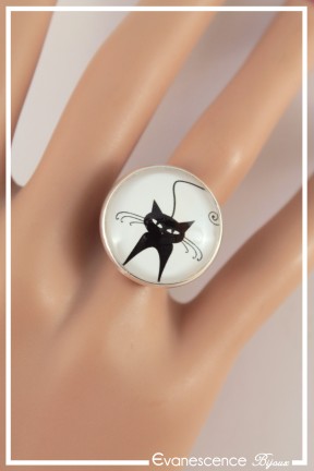 bague-reglable-chat-modele-2-couleur-blanc-et-noir-portee-zoom