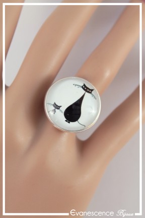 bague-reglable-chat-et-son-bebe-couleur-blanc-et-noir-portee-zoom