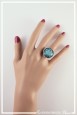 bague-reglable-cachemire-couleur-bleu-et-turquoise-portee