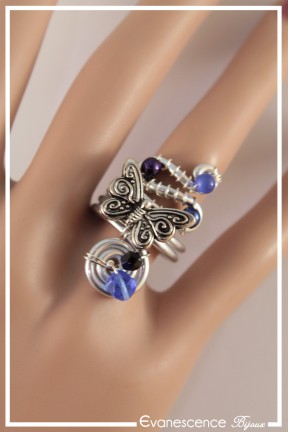 bague-reglable-juno-couleur-argent-et-bleu-roi-portee-zoom