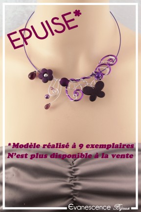 tour-de-cou-cable-dory-couleur-violet-et-argent-porte