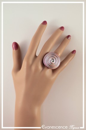 bague-reglable-spice-couleur-argent-et-rose-portee