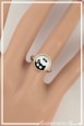 bague-reglable-enfant-chat-et-papillon-couleur-blanc-et-noir-portee-zoom