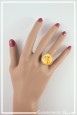 bague-reglable-oiseaux-couleur-jaune-et-orange-portee