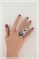 bague-reglable-juju-couleur-argent-et-bleu-fonce-portee