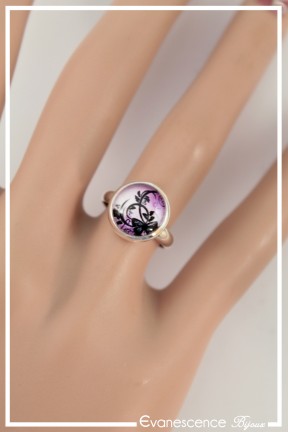 bague-reglable-enfant-papillon-couleur-rose-et-fuchsia-portee-zoom