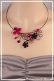 collier-mirette-couleur-rouge-et-noir-porte