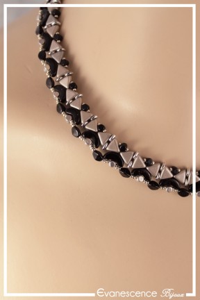 collier-kanala-couleur-noir-et-argent-zoom