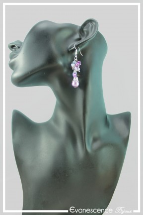 boucles-d-oreilles-chaine-kali-couleur-violet-portees